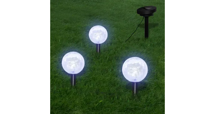 Instalatie cu LED-uri si panou solar pentru gradina