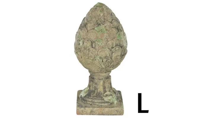 Ornament con Moss Godet
