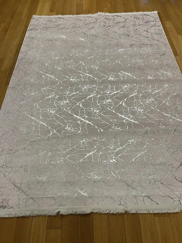 COVOR 160 230 CM- NUANTA ROZ PAL CU REFLEXE ARGINTII