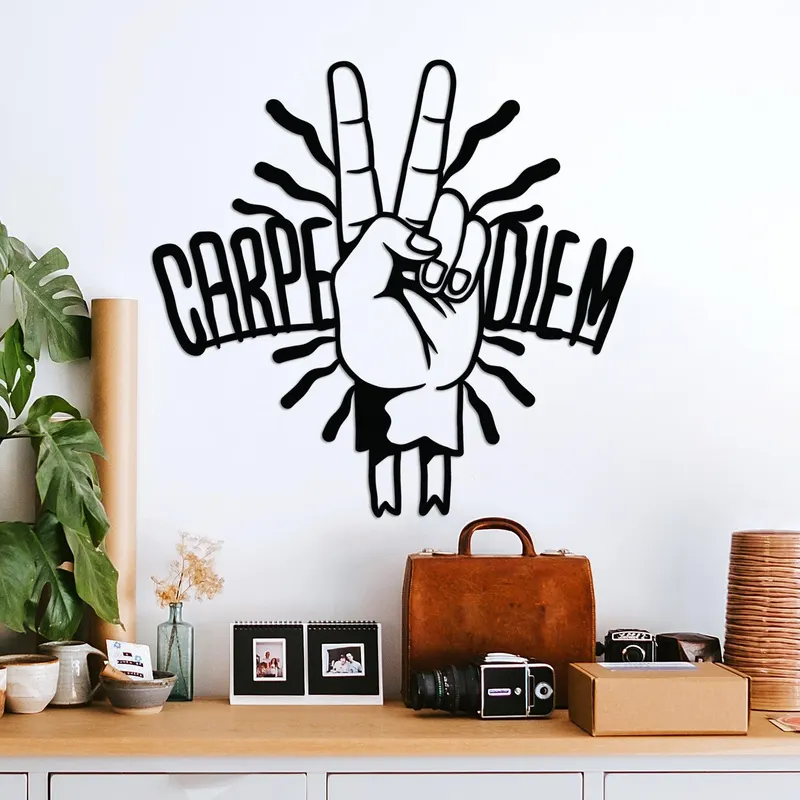 Decoratiune de perete Metal Carpe Diem 2, Negru, 56x54 cm - Negru