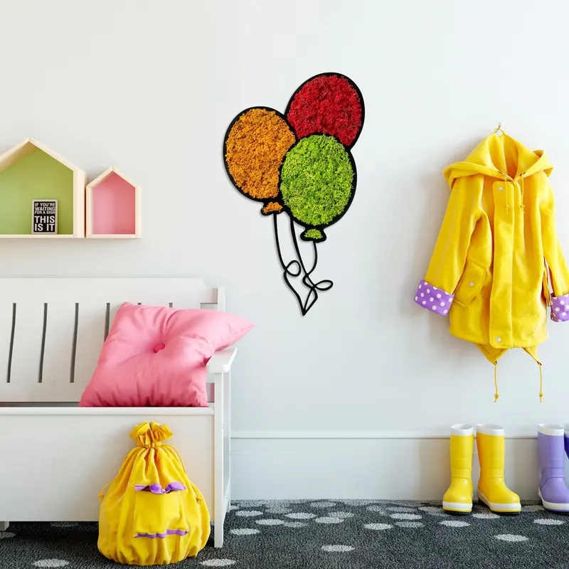 Decorațiune de perete din lemn Moss - Balloons, Roșu - Verde - Portocaliu, 62x36x1 cm - Natural - Roșu - Verde - Portocaliu