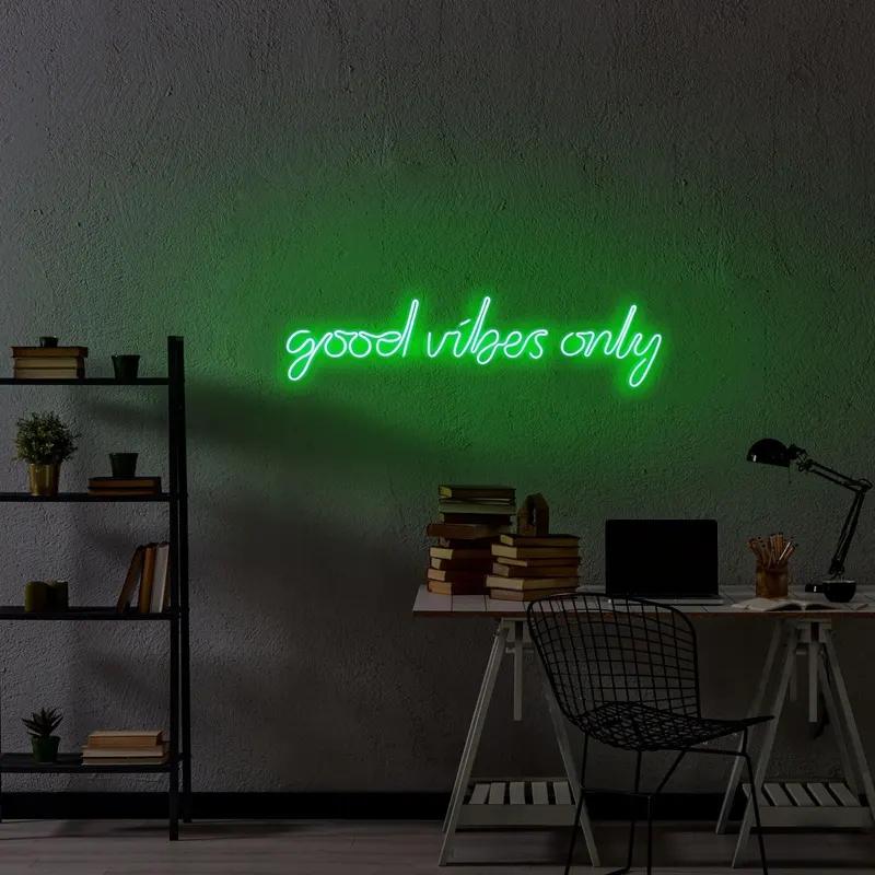 Aplica de Perete Neon Good Vibes Only - Verde