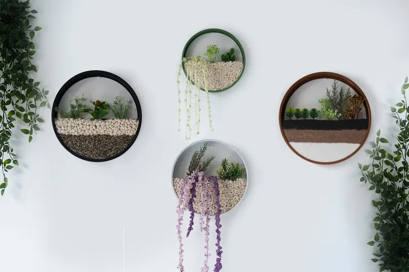 Decorațiune de perete din metal Ninebark, Negru - Maro - Alb - Verde, 30x30x5 cm - Negru - Maro - Alb - Verde