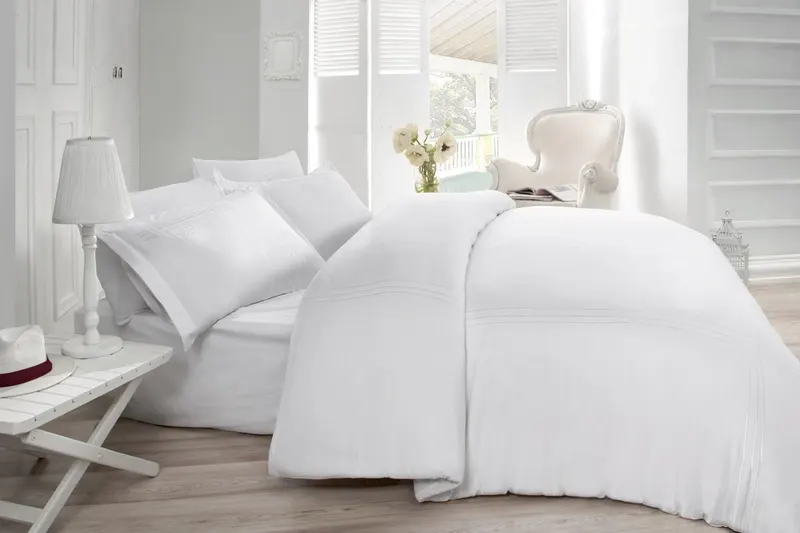 Set Lenjerie de pat double din Satin, Alb, 220 x 200 cm,100% Bumbac Ranforce - Alb