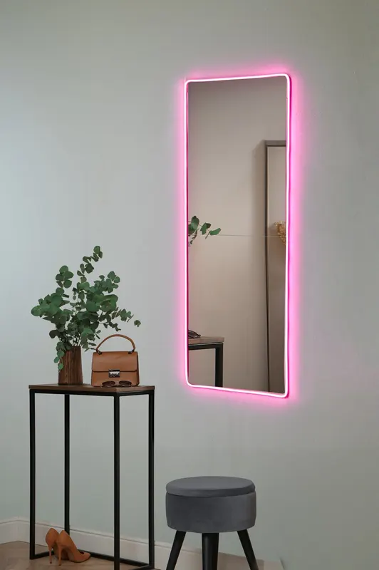 Oglindă decorativă cu LED Dreptunghiulară, Diverse culori, 20x80 cm - Roz