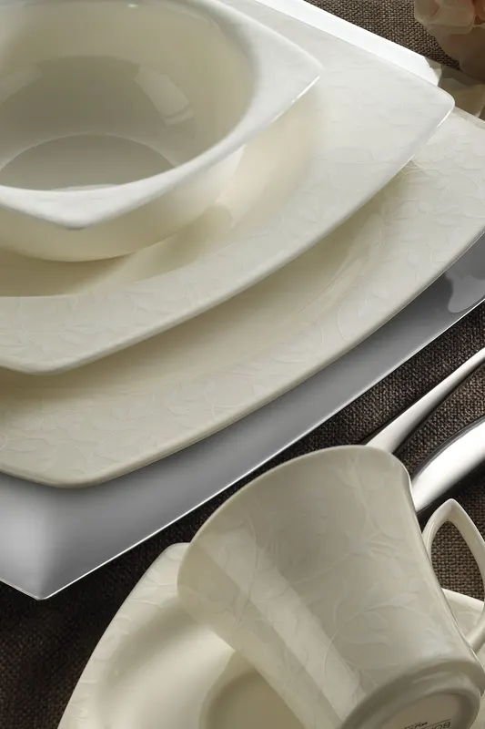 Serviciu de masă 68 bucăți BNMR68YT4209849, Alb, 27x27x2 cm - Alb