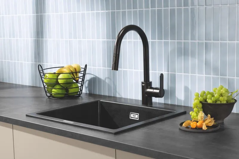 Baterie bucatarie Grohe 314842431, Get, tip comanda monocomanda, forma pipa tip c, marime inalta, negru