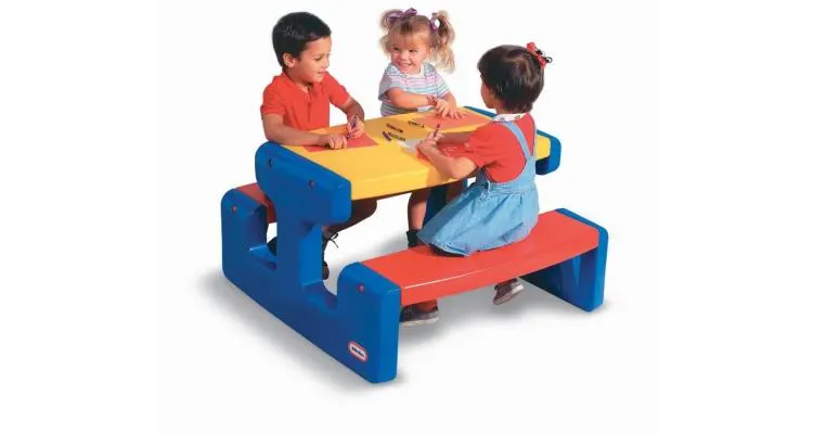 Masuta Mare pentru Picnic