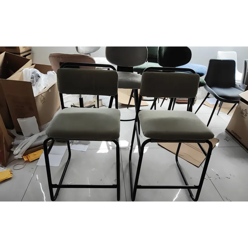 HOMCOM Set de 2 Taburete de Bar, Scaune de Bar din Catifea, Șezut Căptușit 67H cm, Spătar și Suport pentru Picioare, Vert